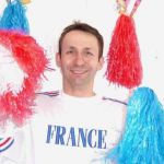 pom pom frou frou tricolore.JPG