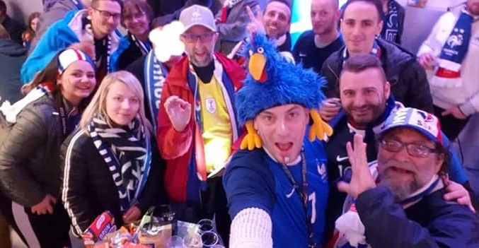 Apéro dans une des Casas Bleues FFF