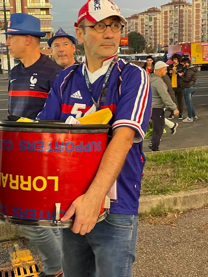 Direction le Stade avec le tambour