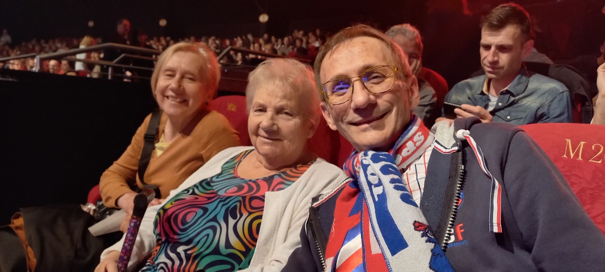 Spectacle Soeur Mere Royal Palace