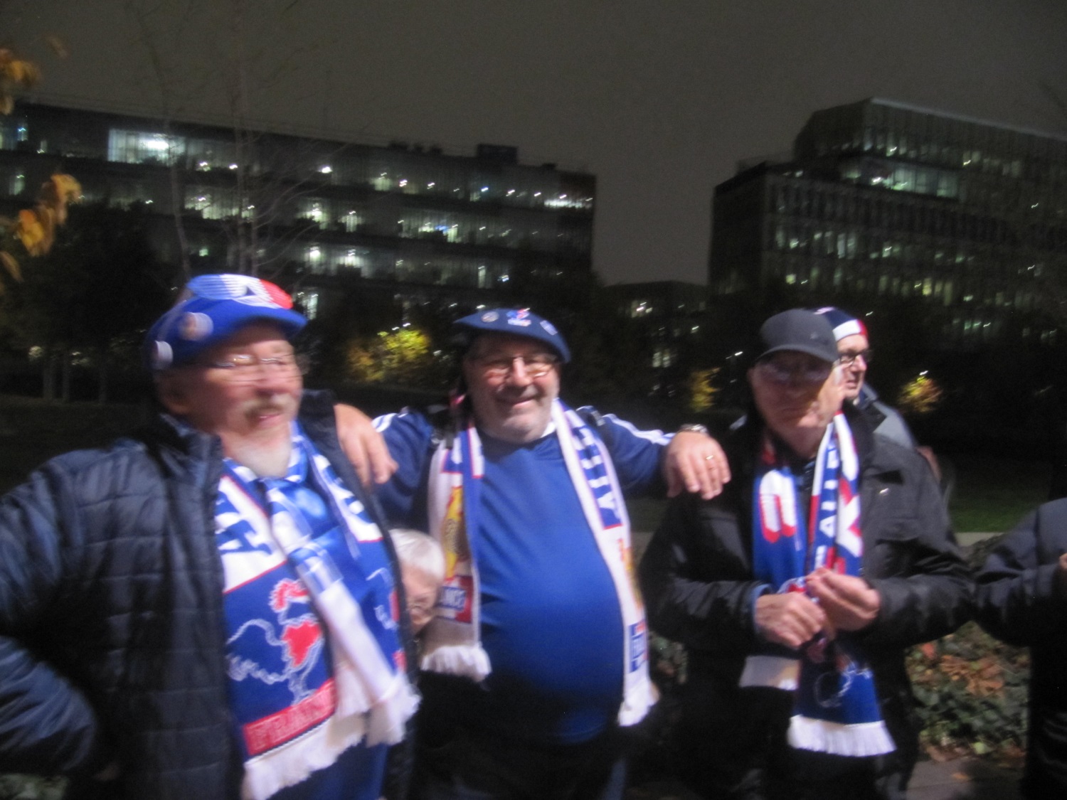 Supporters tous en bleu pour le match