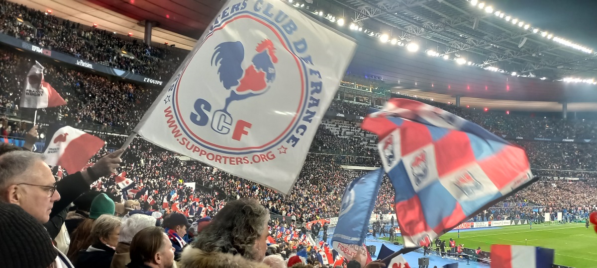 drapeaux SCF déployés après chaque essai